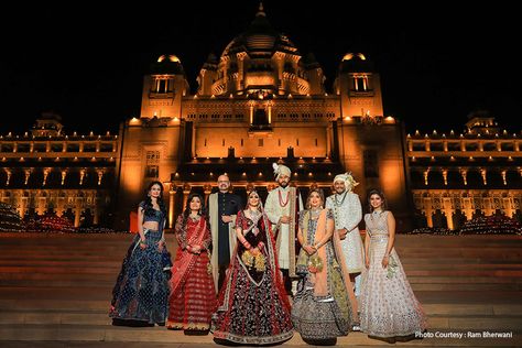 Wedding Entryway, Royal Doors, Classical Decor, Bday Decoration, Umaid Bhawan Palace, Wedding Decorations Outdoor, Passive House Design, Royal Decorations, Palace Resorts