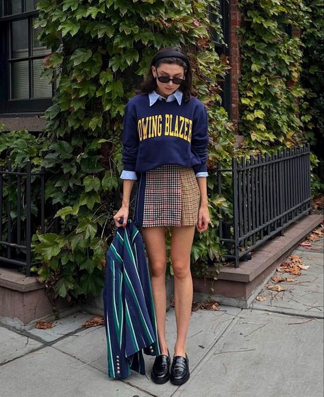 Kate Bartlett, Preppy Chic Outfits, Preppy Wardrobe, Deadpool And Wolverine, Cold Fashion, Style Parisienne, Estilo Preppy, Americana Fashion, Looks Black