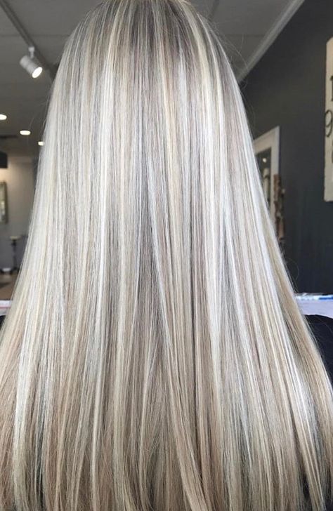 something special ♡ Long Blonde Hair Color Ideas, Long Blonde Hair Color, Platinový Blond, Medium Blonde Hair, Luxy Hair, Blonde Hair Color Ideas, Long Hair Color, Ash Blonde Hair, Blonde Hair Looks