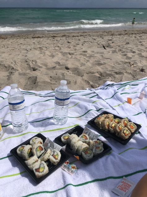 Sushi On The Beach, Long Distance Birthday Gifts, Picnic At The Beach, Best Amazon Gifts, Unique Gifts For Boyfriend, Clearwater Beach Florida, Summer To Do List, Gifts Amazon, Cruise 2023