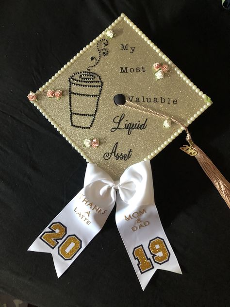 Business Major Cap Decoration, Accountant Graduation Cap, Business Management Graduation Cap, Accounting Cap Decoration, Graduation Cap Designs For Accounting, Finance Graduation Cap, Graduation Cap Accounting, Graduation Cap Designs Mba, Graduation Cap Designs Economics