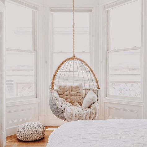 Fall Landscape Ideas, Hanging Chair In Bedroom, Chair In Bedroom, Bedroom Hanging Chair, Swing Chair Bedroom, Bedroom Swing, Amber Room, Hanging Seats, Hanging Beds