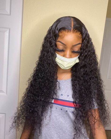 KD Harris👸🏽💜 on Instagram: “i lovee curls 😍 frontal wig install😍💜 sn: my phone broke so i havent been able to take pictures all week 😩  #swipe  #lacefrontalwig…” Curly Hair Installation Styles, Short Bob Braids, Frontal Wig Install, Long Hair Waves, Human Lace Wigs, Long Length Hair, Wig Install, Long Hair Wigs, Hair Twist