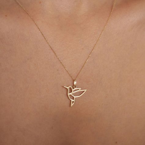 14k Solid Gold Minimal Bird Necklace for Women, Yellow White & Rose Gold, Bird Pendant Necklace, Good Luck, Cute Bird Everyday Necklace -- ⋆ This product is designed with Runda's fine handcrafting with sustainable methods. ⋆ Express-insured shipping to the whole world and delivery to cargo in only 3 business days. ⋆ Free return and warranty Product Details * 14K Real Solid Gold * Yellow - White - Rose Gold Available * Spring Ring Closure * Hypoallergenic * Model No NDB181666 -- ♻️ UPCYCLING THE Aesthetic Gold Pendant, Trendy Pendants, Good Luck Cute, Homemade Gummies, Minimal Gold Jewelry, Minimal Pendant, Gold Pendent, Minimal Gold, Cute Bird