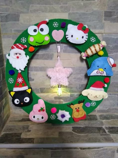 Sanrio Christmas Decorations, Hello Kitty Christmas Stocking, Diy Hello Kitty Ornaments, Hello Kitty Christmas Ornaments Diy, Kuromi Christmas Tree, Sanrio Christmas Decor, Sanrio Wall Decor, Christmas Ornaments Ideas Diy, Hello Kitty Ornaments Diy