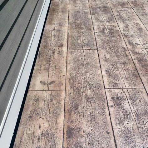 Wood Looking Concrete Floors, Concrete Wood Stamp Patio Ideas, Stamped And Stained Concrete, Stamped Concrete Porch Farmhouse, Wood Stamped Concrete Patio Ideas, Stamped Concrete Patio Steps, Farmhouse Stamped Concrete Patio, Stamped Concrete Patio Ideas Layout, Stamped Concrete Patio Ideas Wood Plank