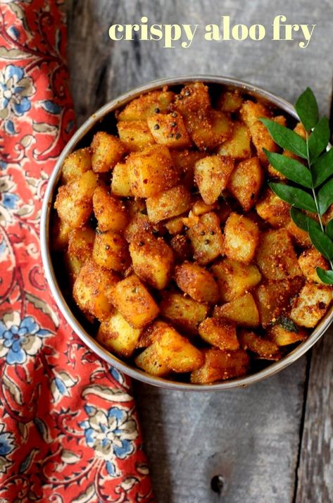 Aloo fry recipe, indian style easy, quick, crispy potato fry made with less oil. One of the best aloo fry recipes that makes a great side dish with rice and dal or sambar #aloofry #aloofryrecipe #indianrecipes #indianfood #indianveganrecipes #potatoes Freeze French Fries, Indian Food Vegan, French Fries Recipes, Vegetarian Indian Food, Indian Potato Recipes, Aloo Fry, Fries Recipes, Fried Potatoes Recipe, Lunch Recipes Indian