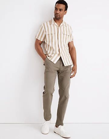 Athletic Slim Chino Pants: COOLMAX® Edition Spring Summer Outfits Men, Mens Spring Fashion 2023, 23 Fashion, Mens Summer Outfits, Spring Outfits Men, Slim Chinos, Outfits Hombre, Mens Spring Fashion, Community Development