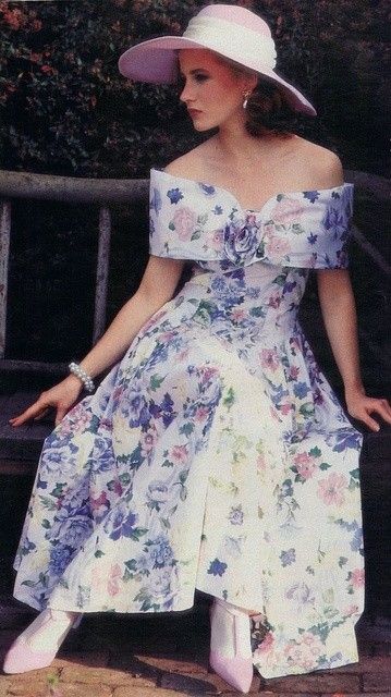 1950s Girls, 80s Summer, Beauty Journal, Fashion 1980s, 80s Prom Dress, 80s Prom, 80 Fashion, 80’s Fashion, 80s And 90s Fashion