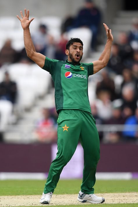 Hasan Ali Cricketer, Hassan Ali, Crying Eyes, Champions Trophy, Cricket Team, Victorious, Pakistan, Celebrities, Quick Saves