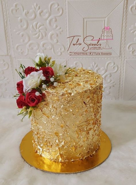 50 Years Birthday Cake, 70th Birthday Cake For Women, 40th Wedding Anniversary Cake, 50th Birthday Cake For Women, Birthday Cake For Women Elegant, Birthday Cake For Women, Gold Cakes, Cake Decorating Tutorials Videos, Cake For Women