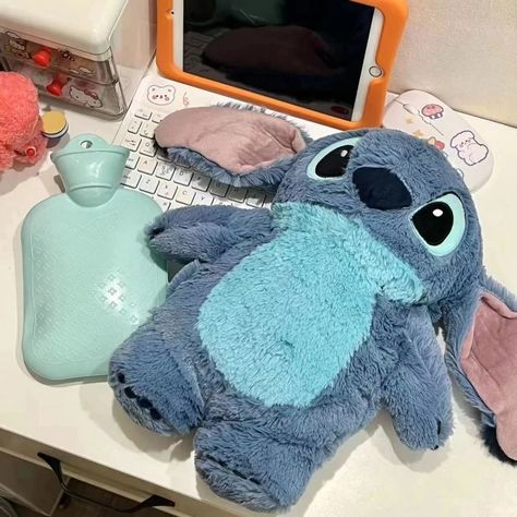 ليلو وستيتش, Rubber Bags, Stitch Plush, Kawaii Disney, Monster Toys, Lilo Y Stitch, Lilo Et Stitch, Stitch And Angel, Cold Pack