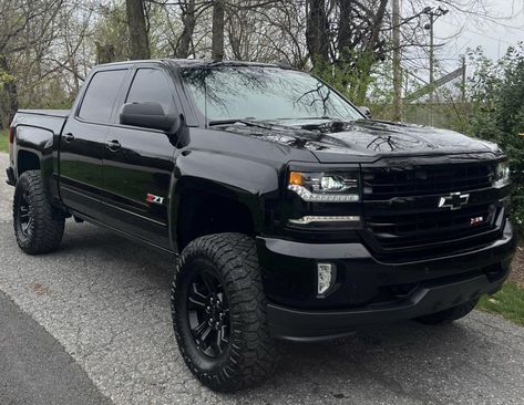 2017 Chevy Silverado, 2019 Chevy Silverado, 2015 Chevy Silverado 1500 Z71, Black Chevy Silverado Lifted, 2024 Chevy Silverado, 2014 Chevy Silverado, Blacked Out Silverado, 2017 Chevy Silverado 1500 Z71, Blacked Out Chevy Silverado