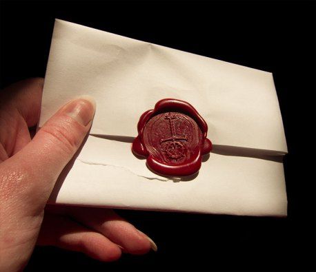 If you've taken up the art of wax sealing letters you may have The Jane Austen Syndrome! Jane Austen Letters, Wax Sealed Letters, Sealed Letter, Letter Wax Seal, Vampire The Masquerade, Wax Stamps, Letter Folding, Daily Prompts, Wax Sealing