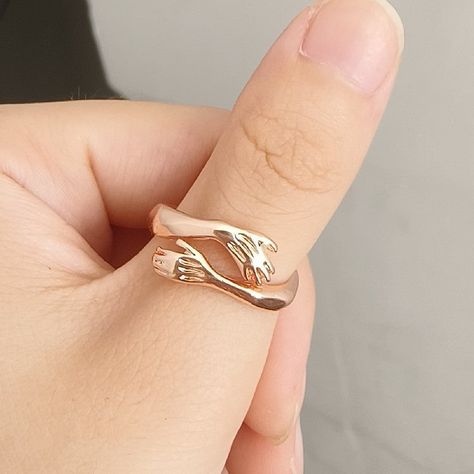 Link in bio to purchase 👆🏼 Free shipping in many countries 🚚🌍 #rings #goldrings #couple #friends #love #hug #jewelry #silver925 #highquality #fashion #style #makeup #skincare #foryou #explore Cute Hugging, Hug Ring, Hands Design, Christmas Party Gift, Couple Ring, Ring Hand, Party Rings, Tiny Hand, Ring Rose Gold