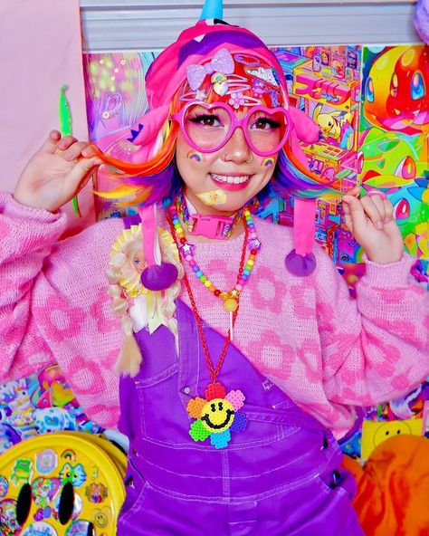 Cybr Grl Outfit, Decora Outfits Aesthetic, Colorful Alternative Fashion, Decora Fashion Outfits, Cybr Grl, Decora Kei Fashion, Decora Outfits, Decora Aesthetic, Decora Fashion