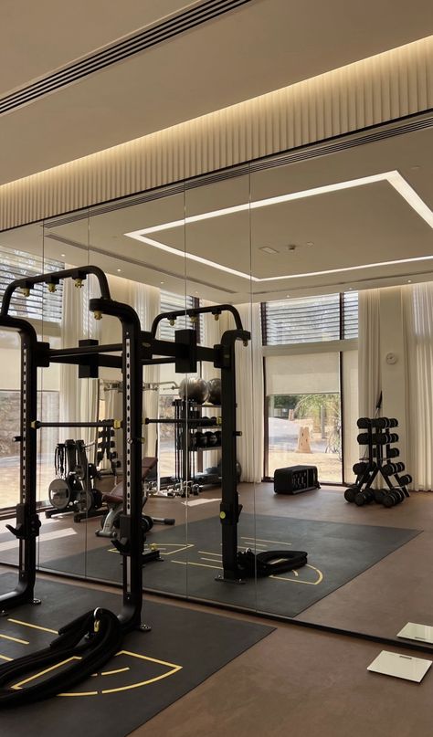 Luxury Gym, Billionaire Lifestyle Luxury Living, Gym Aesthetic, Future Job, Fitness Room, Recipes Indian, Running Inspiration, Wellness Inspiration, Healthy Lifestyle Inspiration