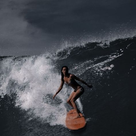 moana of motunui Surfing Aesthetic, Surf Aesthetic, Surf Vibes, Surfing Pictures, Adventure Aesthetic, Surfing Photography, Surf Trip, Ocean Vibes, Surf Life