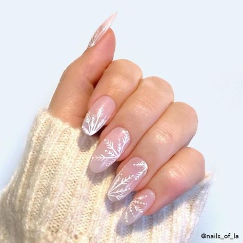 White Christmas Nails, White Tip Nails, Cute Christmas Nails, Vegan Nail Polish, White Nail Polish, Xmas Nails, Christmas Nail Designs, Holiday Nails, Nails Nailart