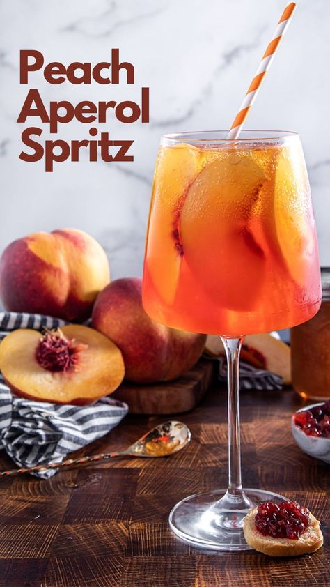 The Peach Aperol Spritz is a bubbly and refreshing cocktail that combines the fruity notes of peach with the herbal bitterness of Aperol and bubbly prosecco. This light drink is ideal for outdoor gatherings or leisurely afternoons. #PeachAperolSpritz Peach Prosecco Cocktail, Peach Aperol Spritz, Peach Spritzer Cocktails, Aperol Cocktail Recipes, Peach Spritz, Aperol Cocktails, Bubbly Cocktails, Peach Moscato, Rhubarb Syrup