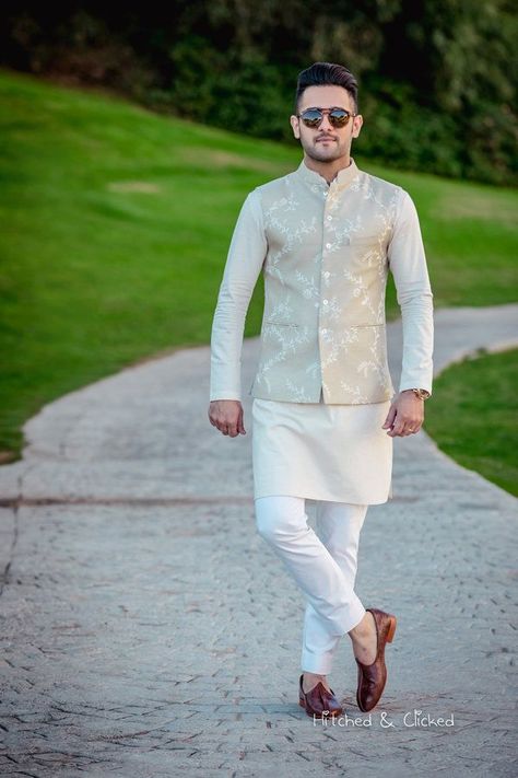 Marriage Dress For Men, Blazer For Men Wedding, Traditional Indian Mens Clothing, Indian Wedding Suits Men, Indian Wedding Clothes For Men, Sherwani For Men Wedding, Wedding Kurta For Men, Groom Dress Men, Indian Groom Wear