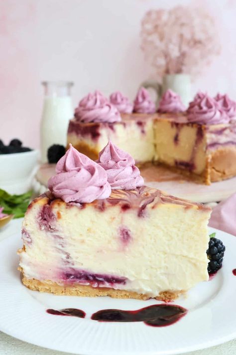 Blackberry Cheesecake Recipe - Golden Grace Kitchen Buttercream Frosting Flavors, Blackberry Buttercream Frosting, Blackberry Puree, Golden Oreo Crust, Frosting Flavors, Blackberry Buttercream, Raspberry No Bake Cheesecake, Blackberry Cheesecake, Vanilla Bean Cheesecake