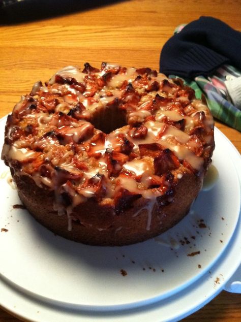 Check out this recipe I found on BigOven! Jewish Apple Cake Recipe, Jewish Apple Cake, Apple Cakes, Jewish Holiday Recipes, Kek Lapis, Apple Cake Recipe, Apple Coffee Cakes, Gingerbread Recipe, Apple Cake Recipes