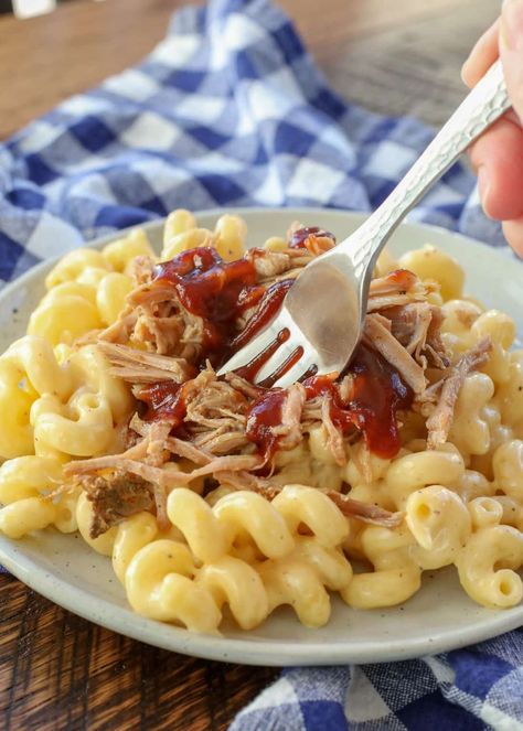 Best EVER Creamy Stovetop Mac and Cheese Bbq Mac And Cheese Recipe, Stovetop Mac And Cheese Recipe, Best Mac N Cheese Recipe, Easy Mac N Cheese, Easy Pulled Pork, Cheese Keto, Boxed Mac And Cheese, Stovetop Mac And Cheese, Tangy Bbq Sauce