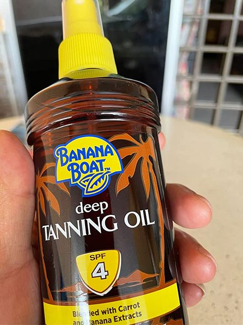 Fake Tan Products, Tan Oil, Banana Boat Tanning Oil, Best Tanning Oil, Pretty Swimsuits, Sun Tan Oil, Back Fat Workout, Banana Boat, Summer Tanning