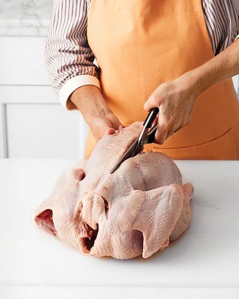 Frozen Turkey, Whole Turkey, Dark Meat, Kitchen Hacks Organization, Cooking Turkey, Organizing Tips, Turkey Breast, Kitchen Tops, Roasted Turkey