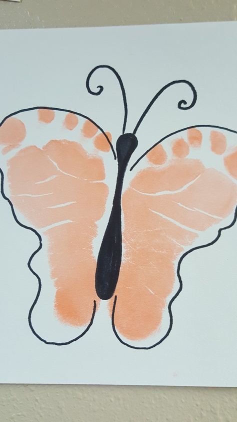 Butterfly footprint Footprint Wall Art, Butterfly Crafts Preschool, Butterfly Footprints, Handprint Butterfly, Baby Footprint Crafts, Mothers Day Crafts Preschool, May Crafts, Insect Crafts, Baby Art Projects