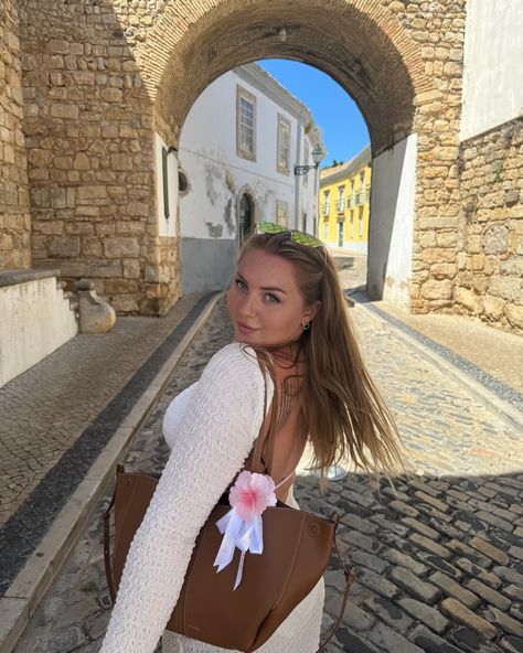 new profile picture 📸👼🏼 #viral #influencer #portugal #aesthetics Algarve Outfits, Small Rooftop, New Profile Picture, Extra Dress, New Profile, Ootd Ideas, Black Tie Dress, Travel Wardrobe, Algarve