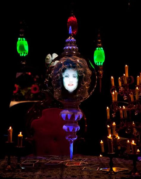 Madam Leota, Haunted Gingerbread House, Haunted Wedding, Haunted Mansion Disney, Haunted Mansion Holiday, Hatbox Ghost, Dark Wedding Theme, Madame Leota, Creepy Houses