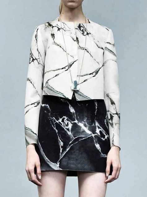 Contemporary & super sharp black and white marble PRINT. FASHION. Billy B, Marble Trend, Inspiration Mode, Looks Style, Minimal Fashion, Fashion Details, Look Fashion, Fashion Prints, High Fashion