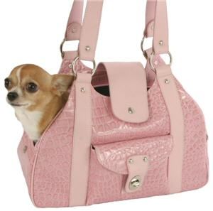 Can't wait till I have a little doggy to take everywhere <3 Happy Chihuahua, Blonde Inspiration, Dog Carrier Purse, Legally Blonde The Musical, Small Dog Carrier, Study Core, Pet Sling, Chihuahua Clothes, Cute Small Dogs