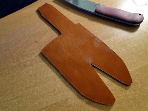 Diy Leather Knife Sheath, Diy Leather Sheath, Knife Sheath Pattern, Leather Knife Sheath Pattern, Leather Knife Sheath, Leather Tooling Patterns, Handcrafted Knife, Leather Patterns, Leather Craft Projects