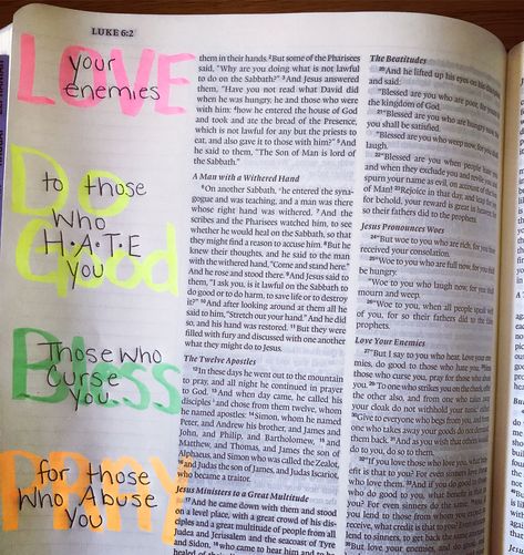 Luke 6 Bible Journaling, Luke 1 Bible Study Notes, Luke 1 Bible Journaling, Luke Bible Study Notes, Luke Bible Journaling, Luke Bible Study, Verse Drawings, Messy Bible, Christmas Study