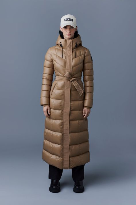 Long puffer coat outfit