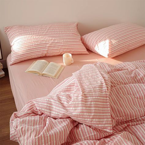 The delightful pink hues and classic stripes add a fun yet cozy touch, perfect for anyone wanting to refresh their room with a pop of color. If you’re looking to elevate your bedroom décor with a blend of comfort and cuteness, this bedding set is a must-have. It transforms your space into a cheerful and chic retreat, and you’re going to love it!What can you get?Twin/Twin XL bedding set: 1 duvet cover - 90" x78", 1 flat sheet - 96" x 96", and 2 pillowcases - 20" x 30" Full/Queen bedding set: 1 du Pink Sheets Bedding, Colorful Bedding Aesthetic, Striped Bed, Fun Bedding, Pink Striped Bedding, Green And Pink Bedding, Pink Bedding Aesthetic, Pink Duvet, College Bedding