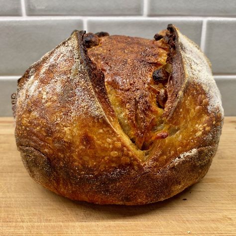 Parmesan Sourdough Bread, Garlic Sourdough, Sourdough Loaf, Sourdough Recipe, Dutch Oven Bread, Yeast Bread Recipes, Sourdough Baking, Baking Project, Sourdough Recipes