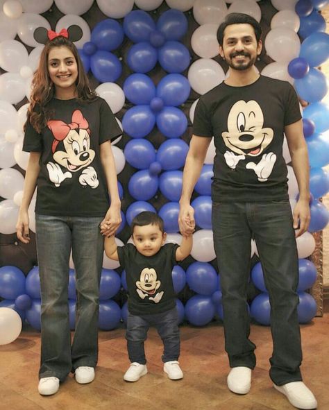 Mickey family Mickey Mouse Outfit For Boys, Family Birthday Outfit Ideas, Couple With Baby, Expensive Things, Alia Bhatt Photoshoot, Cute Celebrity Couples, Last Minute Halloween, Newborn Baby Photoshoot