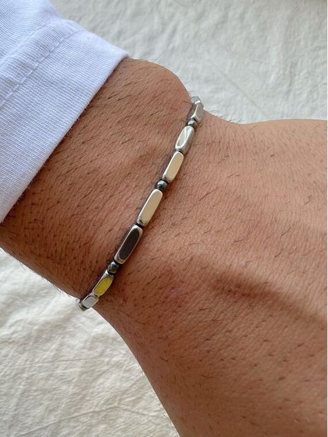 Bracelet Minimal, Minimal Bracelet, Mens Silver Jewelry, Men's Bracelets, Mens Bracelet Silver, Men Bracelet, Jewellery Inspiration, Bracelet Men, Mens Beaded Bracelets