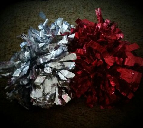 My pom poms. Red and White. #pompoms #cheer #cheerleading #cheerleader Pom Poms Aesthetic, Cheerleading Pom Poms, Cheer Pom Poms, Red Pom Poms, Quinn Fabray, Cheer Dance, Red Team, Cheer Team, World Of Gumball