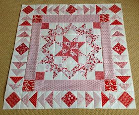 Sew Me: Mystery Medallion Quilt Mystery Quilt Patterns, Quilt Borders, Half Square Triangle Quilts, Medallion Quilt, Mystery Quilt, Quilt Border, Star Quilt Blocks, Patchwork Quilt Patterns, Triangle Quilt