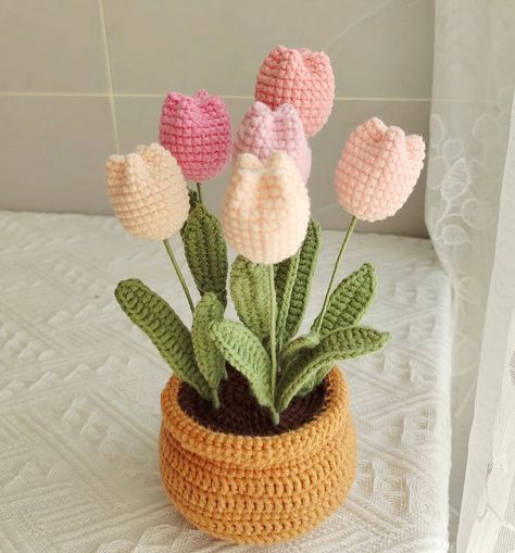 Country Flower Girls, Boho Flower Girl, Pot Decoration, Crochet Flower Tutorial, Crochet Cross, Handmade Beauty Products, Crochet Rose, Crochet Flower Patterns, Diy Knitting