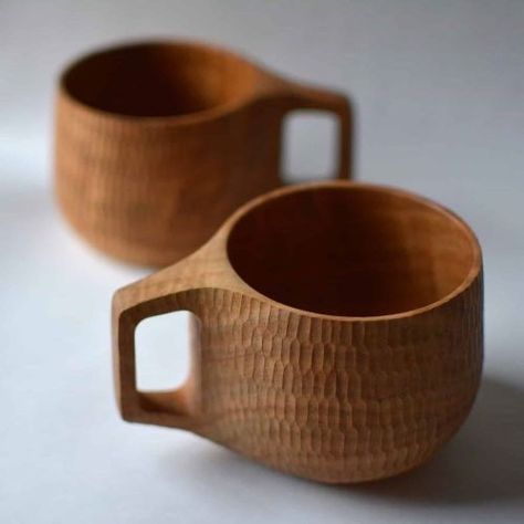 Dental Design Interior, Wood Cup, Wooden Mug, Wood Working Projects, Wooden Dishes, Wooden Cup, Woodworking Furniture Plans, Woodworking Plans Diy, Wooden Accessories