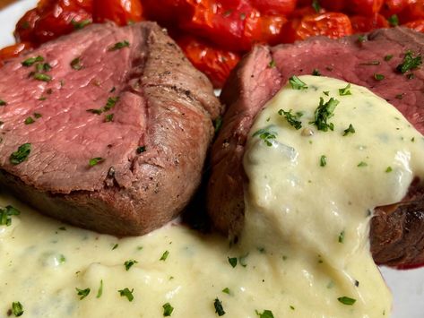 Ina Garten Beef Tenderloin, Top Sirloin Recipes, Filet Of Beef, Fillet Of Beef, Sirloin Recipes, Ina Garden, Gorgonzola Sauce, Barefoot Contessa Recipes, Beef Filet