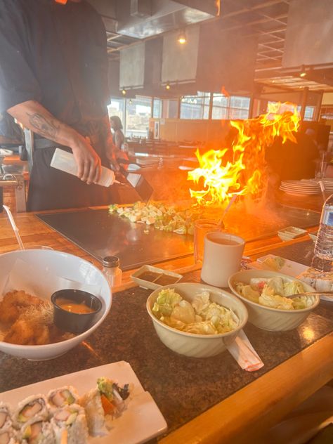 habachi in philly Hibachi Aesthetic, Fun List, Burnt Orange Weddings, Daily Mood, Summer Fun List, Image Ideas, 17th Birthday, Orange Wedding, Food Cravings