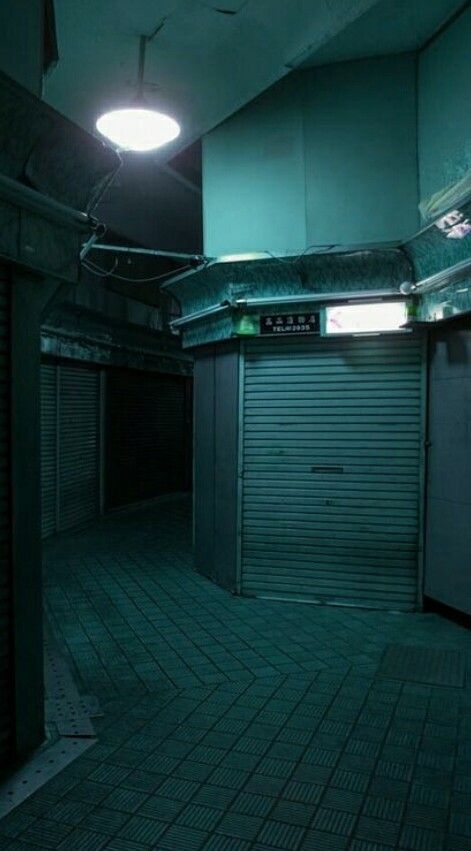 Apocalypse Aesthetic, Dreamcore Weirdcore, Dark Paradise, Weird Dreams, Cinematic Photography, Storage Room, Night Aesthetic, City Aesthetic, Photo Reference