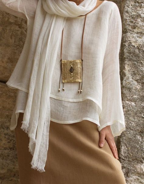 Tunik Linen, Linen Accessories, Mode Boho, Moda Vintage, Fabric Jewelry, Linen Clothes, Look Fashion, White Shirt, Latest Fashion Trends